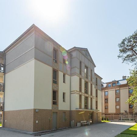 Apartament Bursztynowy Rezydencja Park Мельно Экстерьер фото
