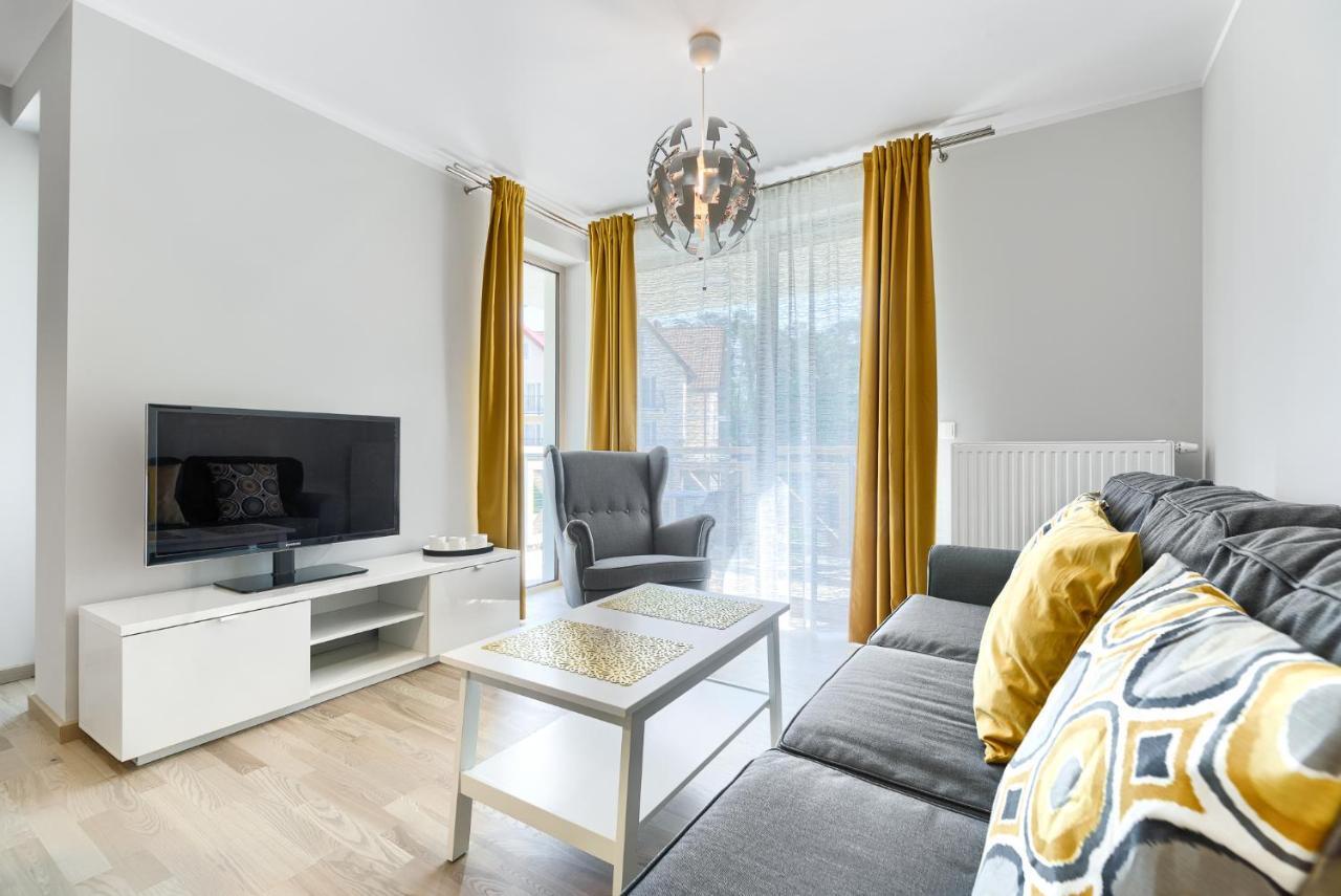 Apartament Bursztynowy Rezydencja Park Мельно Экстерьер фото
