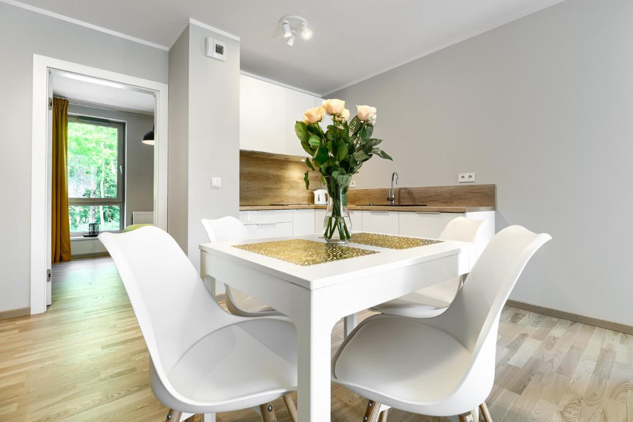 Apartament Bursztynowy Rezydencja Park Мельно Экстерьер фото