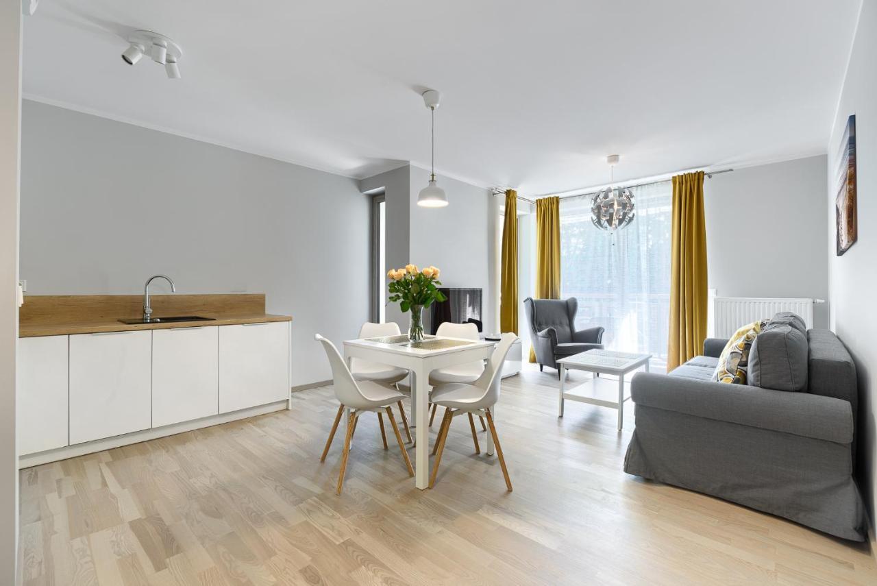 Apartament Bursztynowy Rezydencja Park Мельно Экстерьер фото